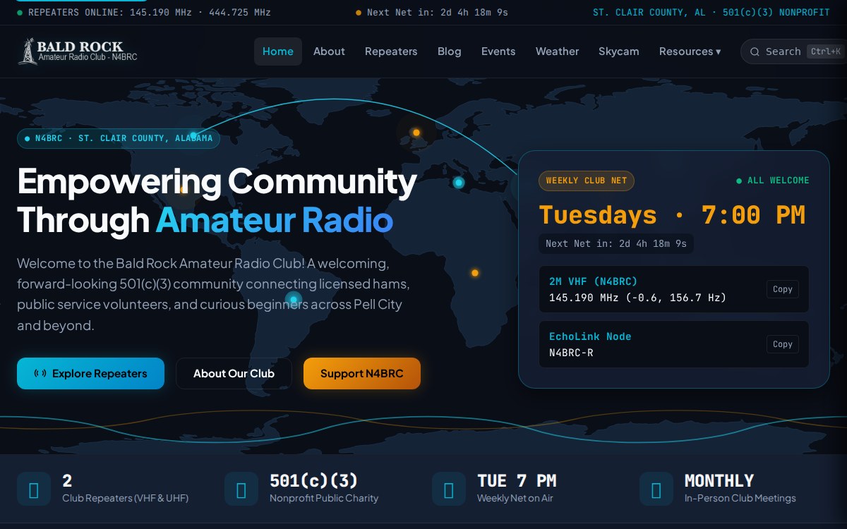 The Bald Rock Amateur Radio Club homepage, showing an animated world map with the club's weekly net schedule